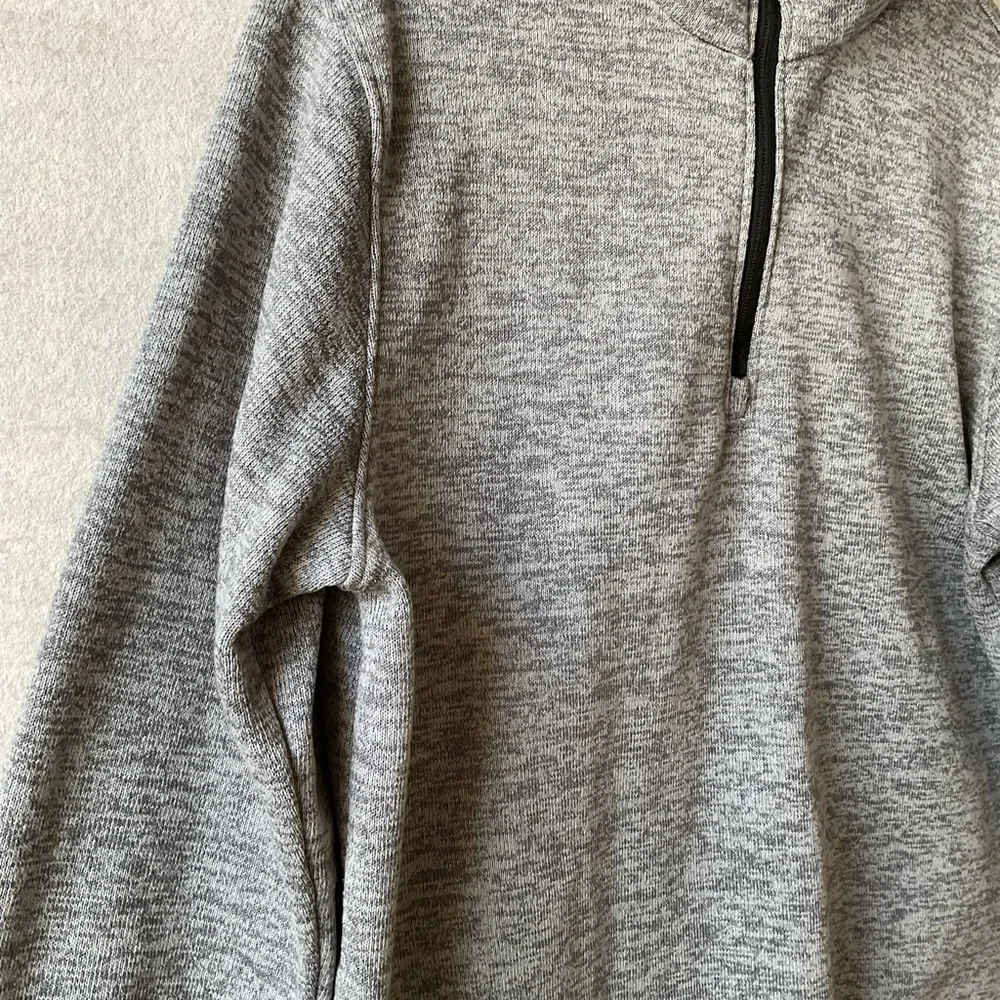 Canyon Creek sweatshirt. 3/4 zip. Gray. size XL - Picture 4 of 9